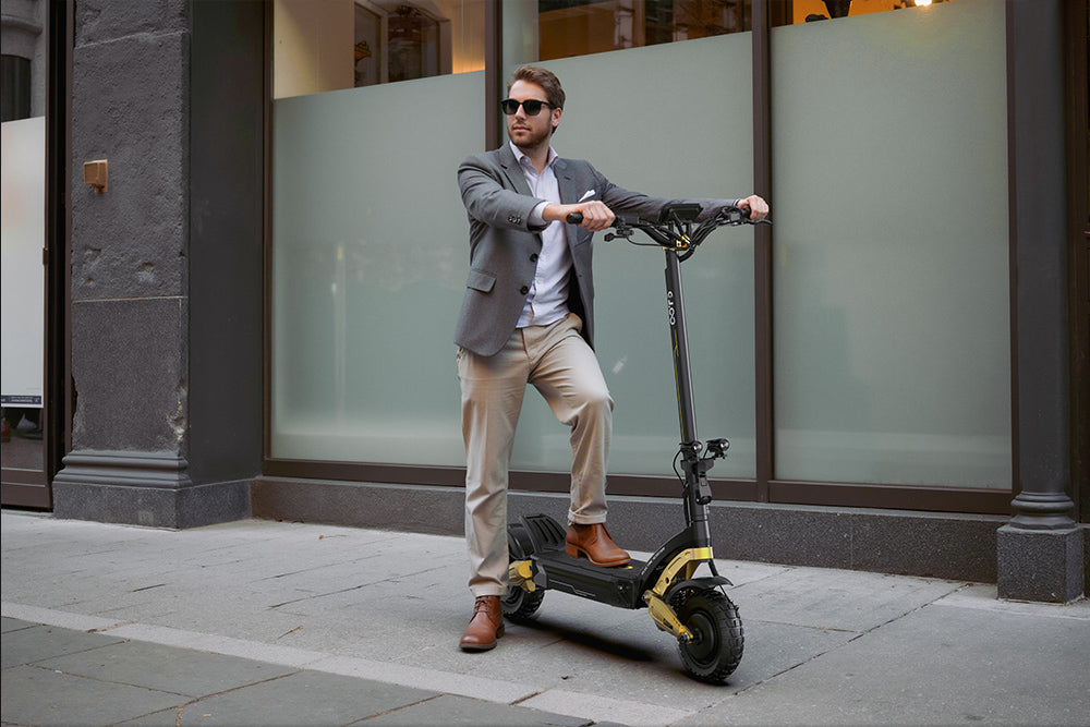 OOTD S30 E-SCOOTER 2400W Dual motor